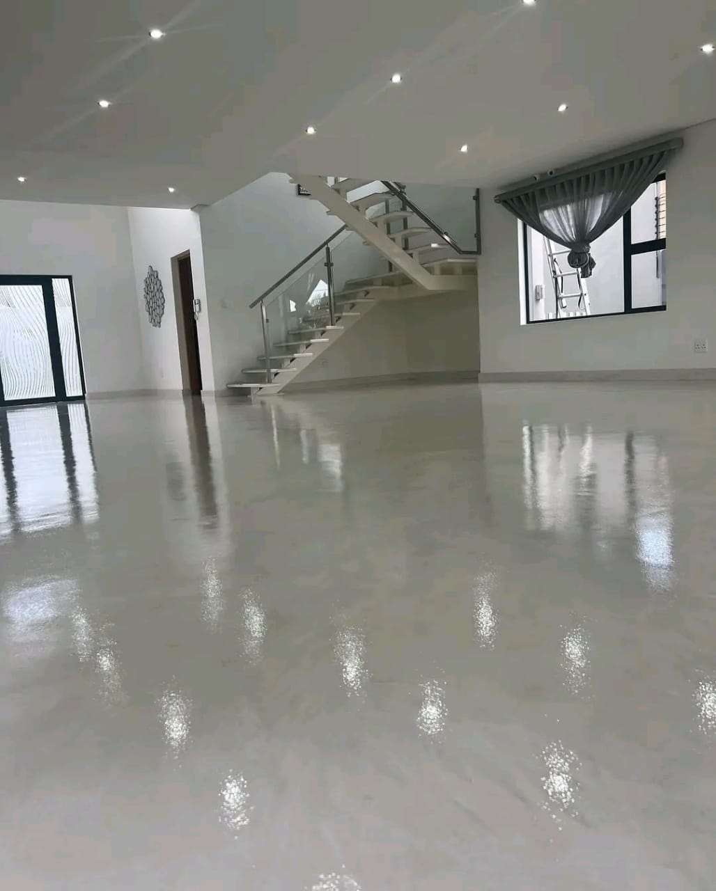 Gallery 7
